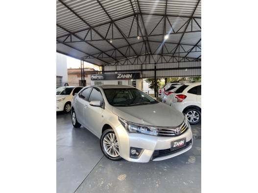 TOYOTA - COROLLA - 2014/2015 - Prata - R$ 84.990,00