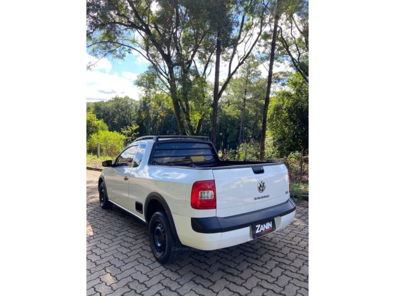 VOLKSWAGEN - SAVEIRO - 2016/2016 - Branca - R$ 52.900,00