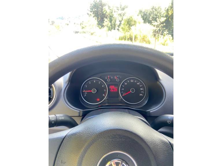 VOLKSWAGEN - SAVEIRO - 2016/2016 - Branca - R$ 52.900,00